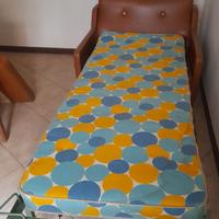 Poltrona letto completa di materasso, come da foto