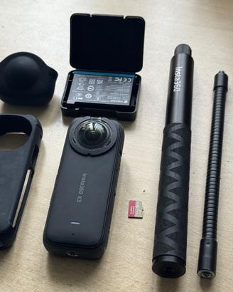 Insta360 X3 kit + 2 batterie originali