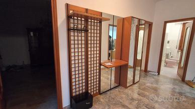 mobile entrata parete attrezzata 