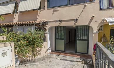 Appartamento seminterrato a pochi minuti dal mare