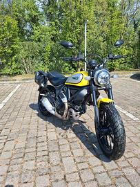 Scrambler Ducati Icon 800