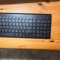 tastiera e mouse verticale