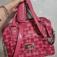 Borsa e portafoglio GUESS originale, pari al nuovo