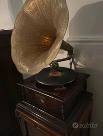 Grammofono d’epoca