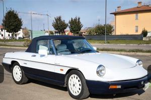 Alfa Romeo duetto Beaute