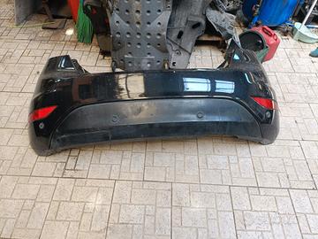 paraurti ford fiesta 2010