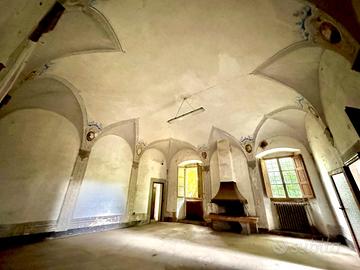 Ex convento con villa e parco annessi