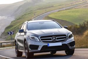 MERCEDES-BENZ GLA 180 d Automatic Sport ** KM CE