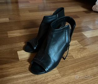 Tronchetti estivi traforati tg. 38