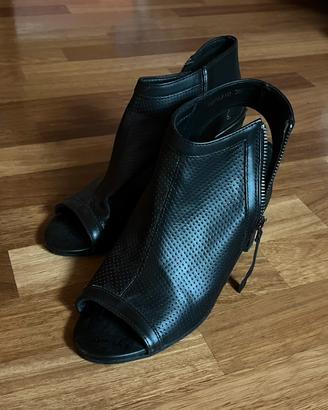 Tronchetti estivi traforati tg. 38