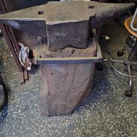 incudine antica da 60 kg