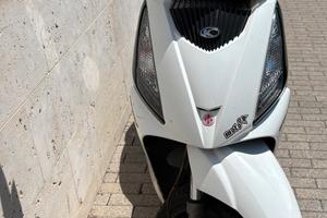 kymco People 300
