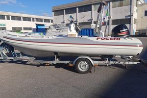 Gommone Focchi 510 + yamaha 40/70 e carrello