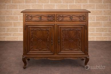 Credenza due ante più due cassetti