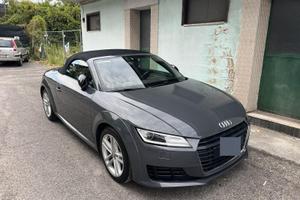 AUDI TT 1.8 TFSI S-STRONIC Roadster