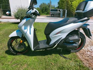Scooter  Honda SH 150 Sport