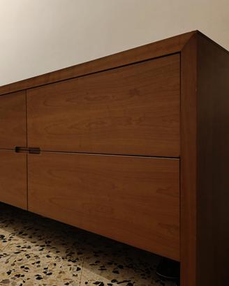 Boiserie da camera da letto e madia da 4 cassetti 