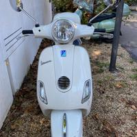 Vespa LX 125