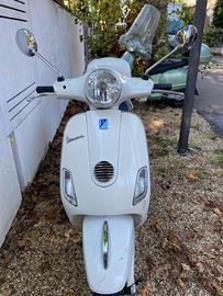 Vespa LX 125
