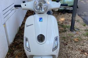 Vespa LX 125