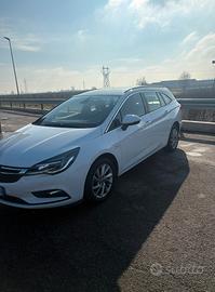 Opel astra 1.6 sport tourer 2018