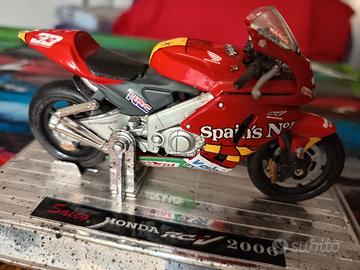 HONDA RC 211 V