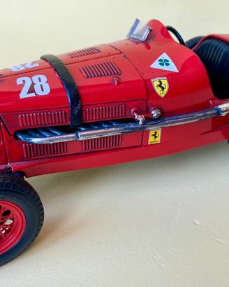 Alfa Romeo Ferrari 8C 2300 Monza1:18 Nuvolari 1931