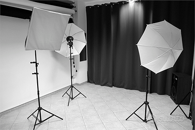 NOLEGGIO SALA FOTOGRAFICA ATTREZZATA