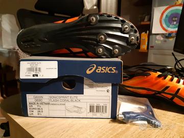 Scarpette Asics da velocità 