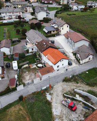 PORZIONE DI BIFAMILIARE A SEDICO
