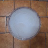 Plafoniera in vetro colore rosa e bianco