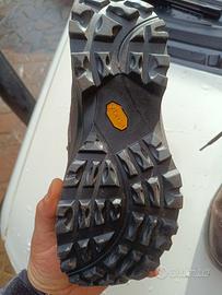 scarponi da caccia e trekking 