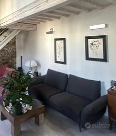 Divano due posti comodissimo