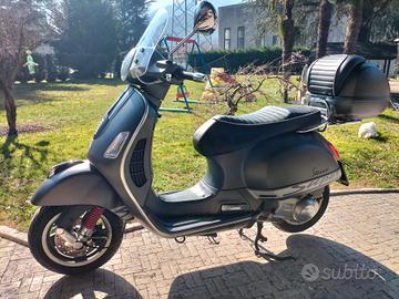 vespa 300 super