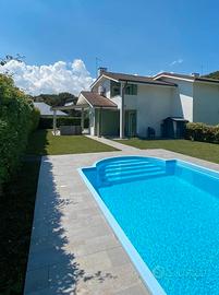 Albarella villa con piscina 7 posti settembre