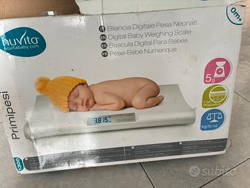 Bilancia pesa neonati digitale nuvita primipesi