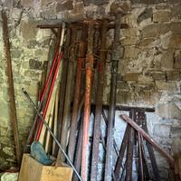 Puntelli e cristi x edilizia