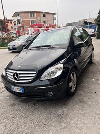 Mercedes classe b200