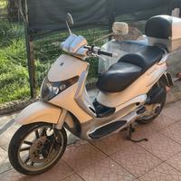 Beverly 250