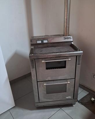 Stufa cucina a pellet con forno