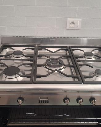 Cucina con forno  in acciaio SMEG