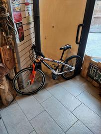 Bicicletta Montana raggio 24 da ragazzo