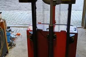 Transpallet stoccatore