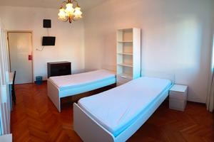 Ultimo posto letto in grande e luminosa doppia