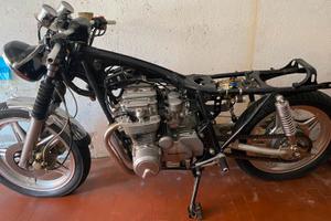 Honda CB 650 -1982-targa originale- da restaurare