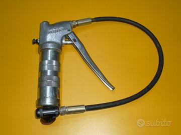ingrassatore manuale