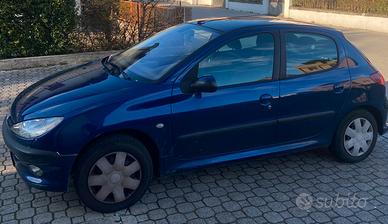 Peugeot 206, con revisione fatta gennaio 2025