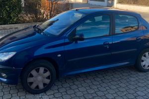 Peugeot 206, con revisione fatta gennaio 2025