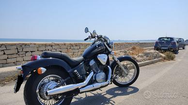 Honda shadow vt 600