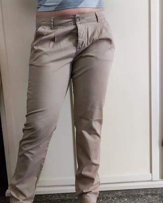 Pantaloni con pinces donna 